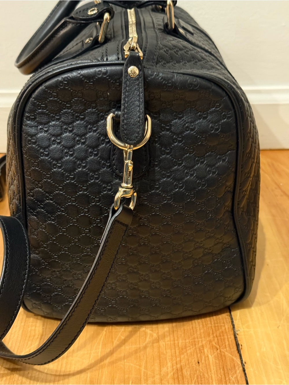 Gucci Microguccissima Boston bag with top handles and detachable shoulder strap. - Picture 9 of 16